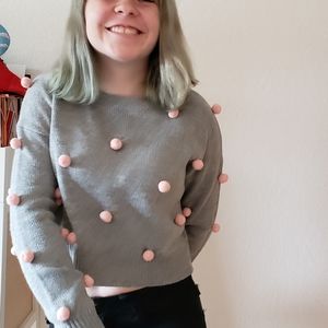 Cropped pompom sweater